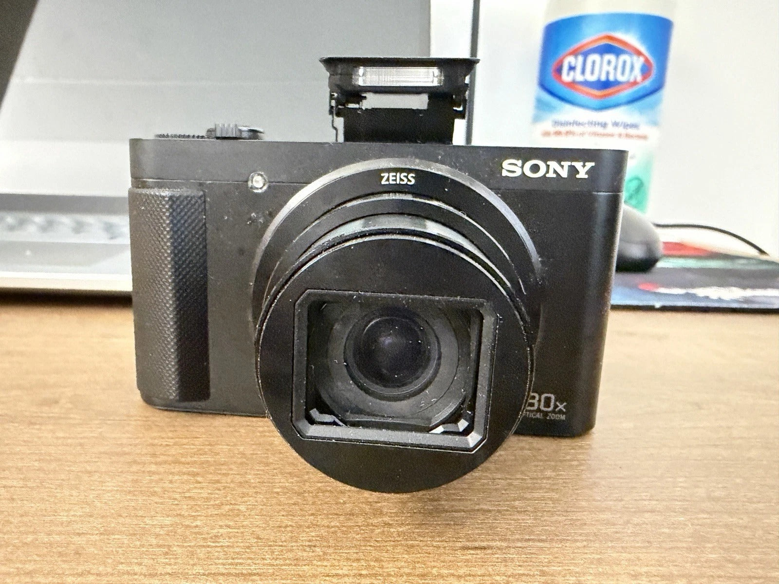 Sony Alpha a6300 Mirrorless Digital Camera w/ E PZ 16-50mm Zoom Lens 4 Batteries