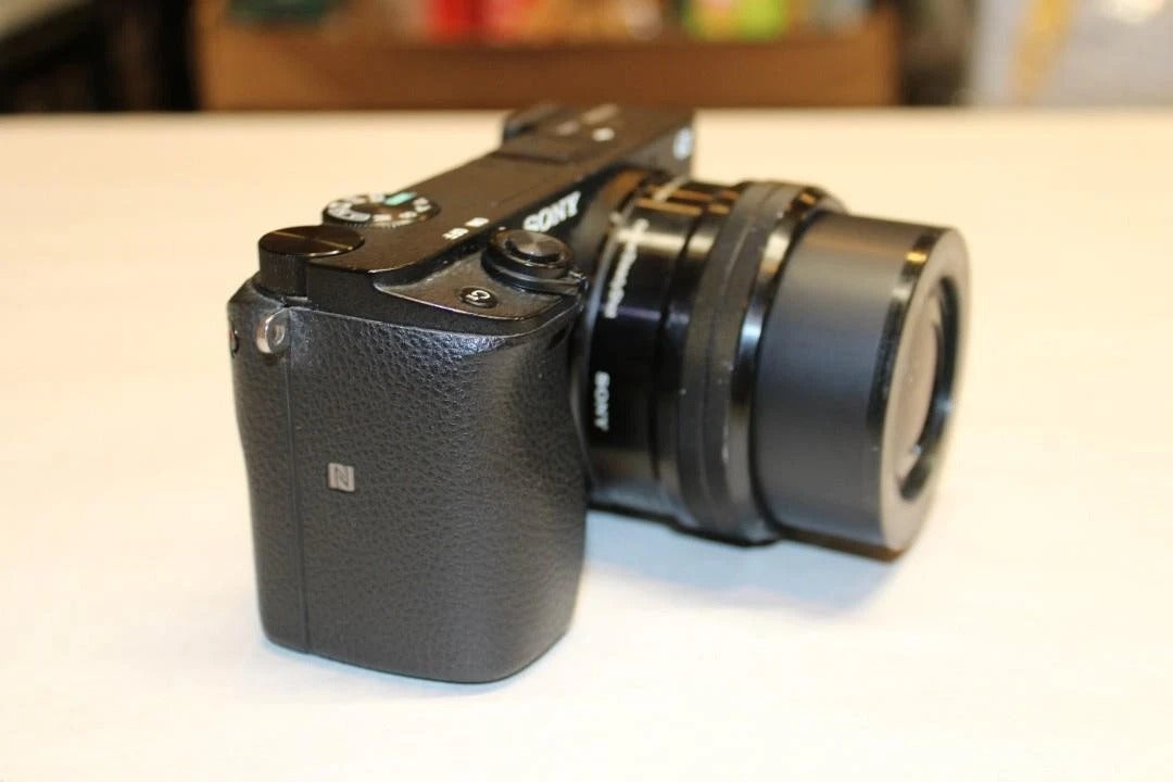 Sony Alpha a6300 Mirrorless Digital Camera w/ E PZ 16-50mm Zoom Lens 4 Batteries