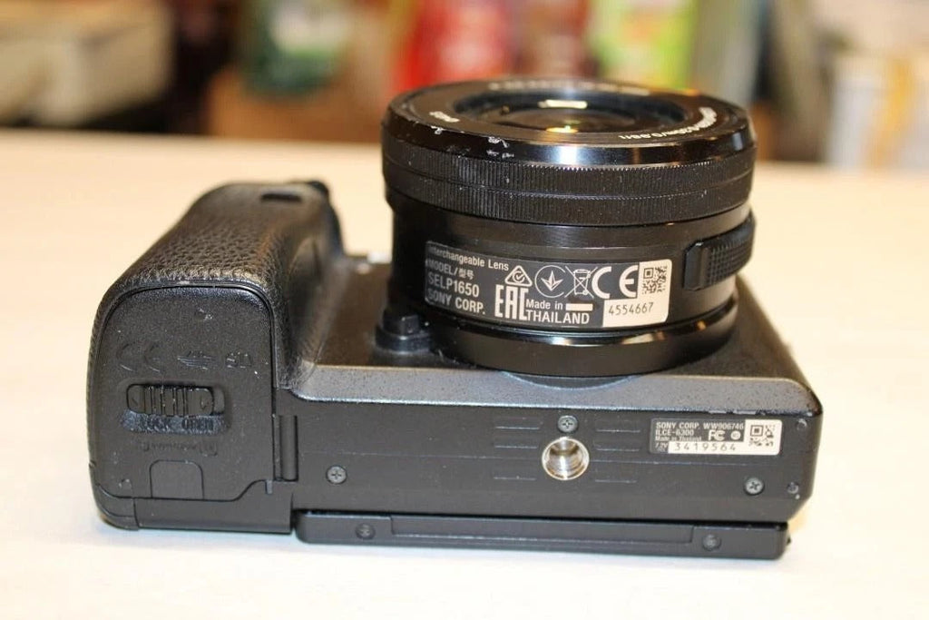 Sony Alpha a6300 Mirrorless Digital Camera w/ E PZ 16-50mm Zoom Lens 4 Batteries