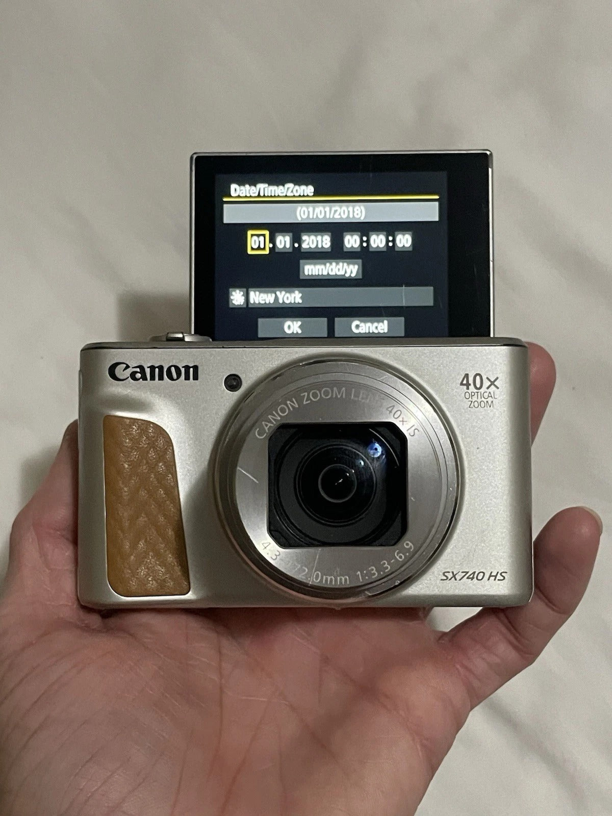Canon PowerShot SX740 HS 20.3MP Digital Camera - Silver