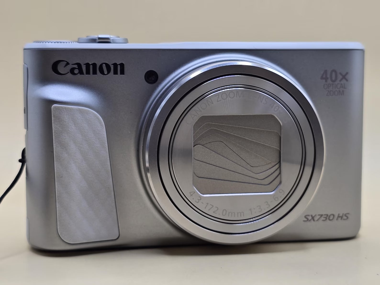 Canon PowerShot SX730 HS with 20.3 MP flip-out screen, 40x optical zoom
