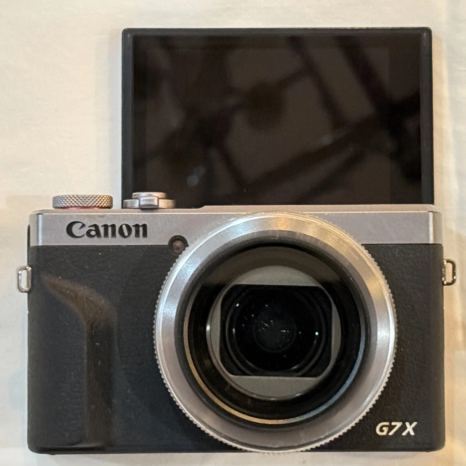 Canon PowerShot G7 X MARK III SILVER SmallRig Cage Extra Batteries