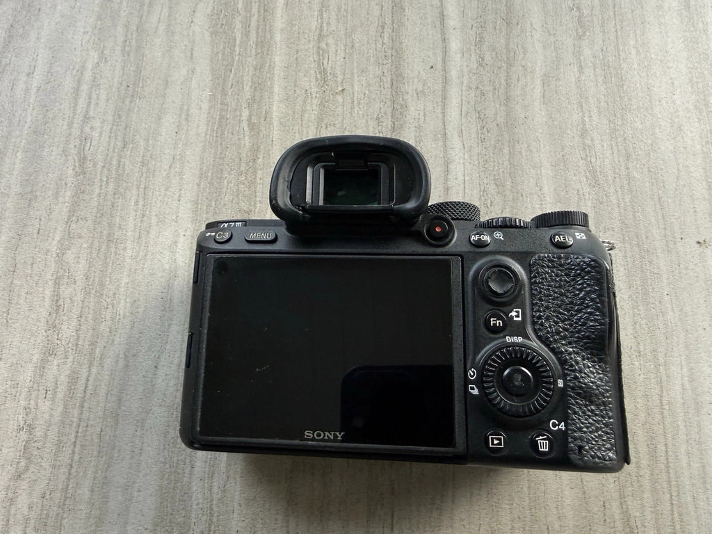 Sony a7 III 24.2MP Mirrorless Digital Camera - Black (ILCE7M3/B)