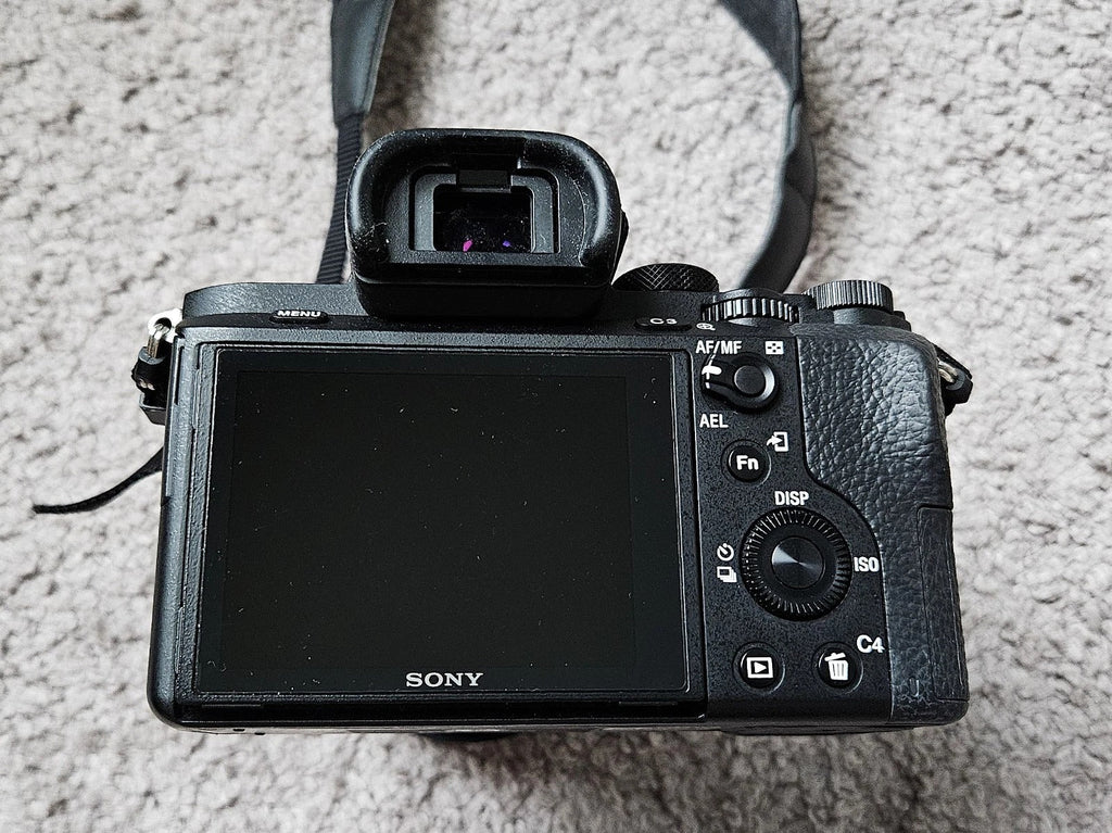 Sony Alpha a7 II Mirrorless 24.3MP CMOS Camera w/ 28-70mm Lens - 1,288 Shutter