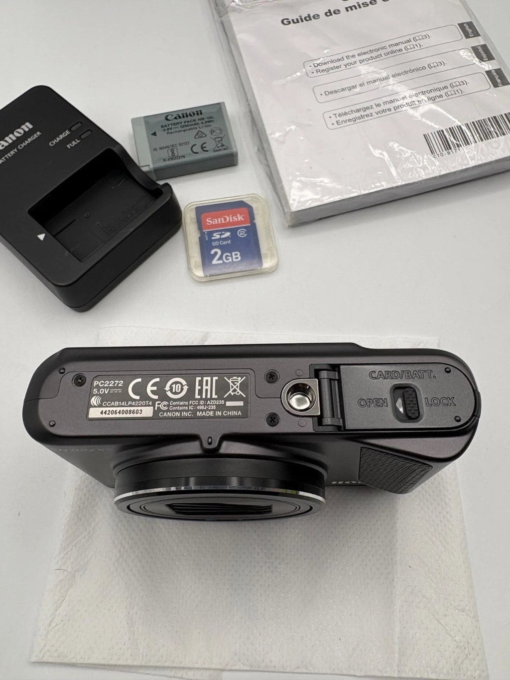 Canon PowerShot SX720 HS 20.3MP Digital Camera Black w/40x Zoom Bundle MINT